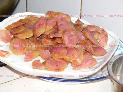 匠心傳承，臘味飄香 探秘安徽廬香臘味坊的純天然香腸